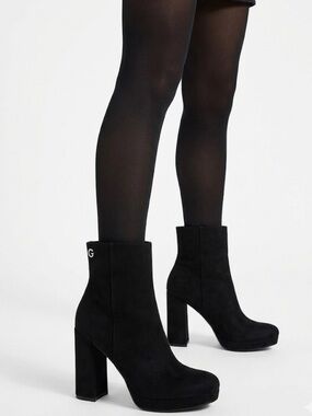 Guess GBG Suede Ankle Boots – Size 8M | Block Heel | Minimalist Chic |Black |